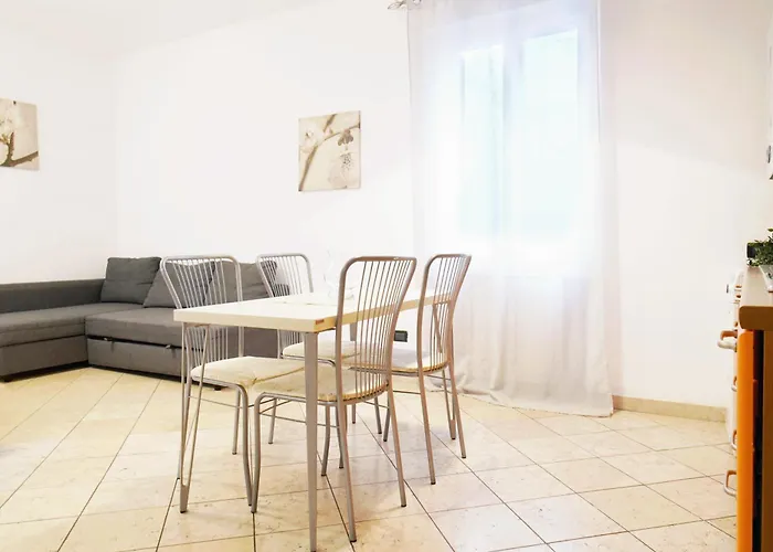 Philips Apartment